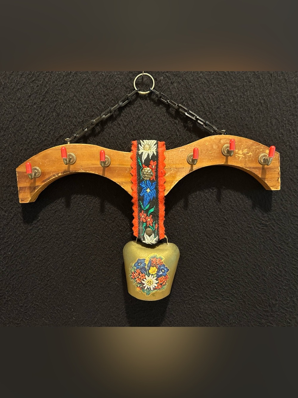 Vintage Swiss Wall Mounted Wood Key 6 Hook Keys Holder Cowbell Painted Flowers